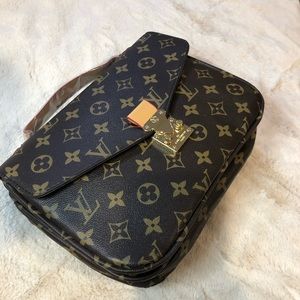 Retro Vintage Crossbody faux Vegan Leather